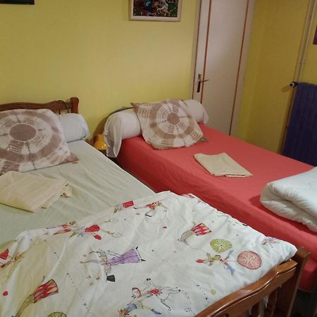 Maison Entiere Avec Parking, Garage Et Jardin Montluçon Zewnętrze zdjęcie