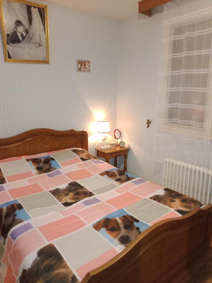 Maison Entiere Avec Parking, Garage Et Jardin Montluçon Zewnętrze zdjęcie