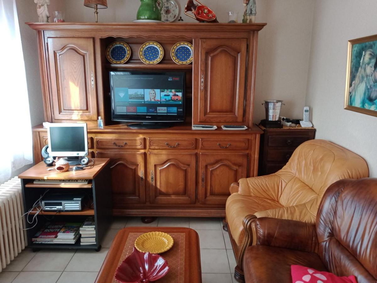 Maison Entiere Avec Parking, Garage Et Jardin Montluçon Zewnętrze zdjęcie